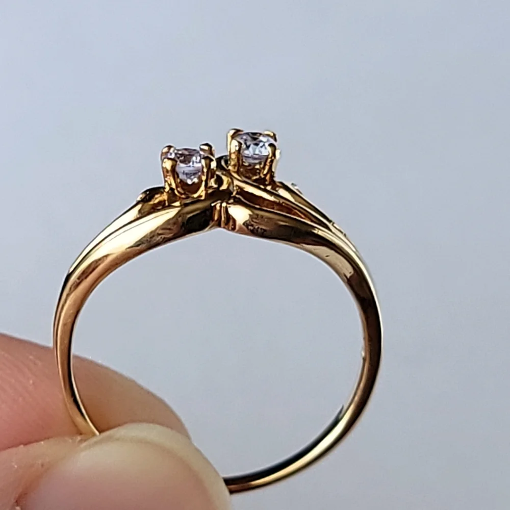 Vintage Castings on Parade Floral Scrolls 14K Gold GE Ring Simulated Diamond 9